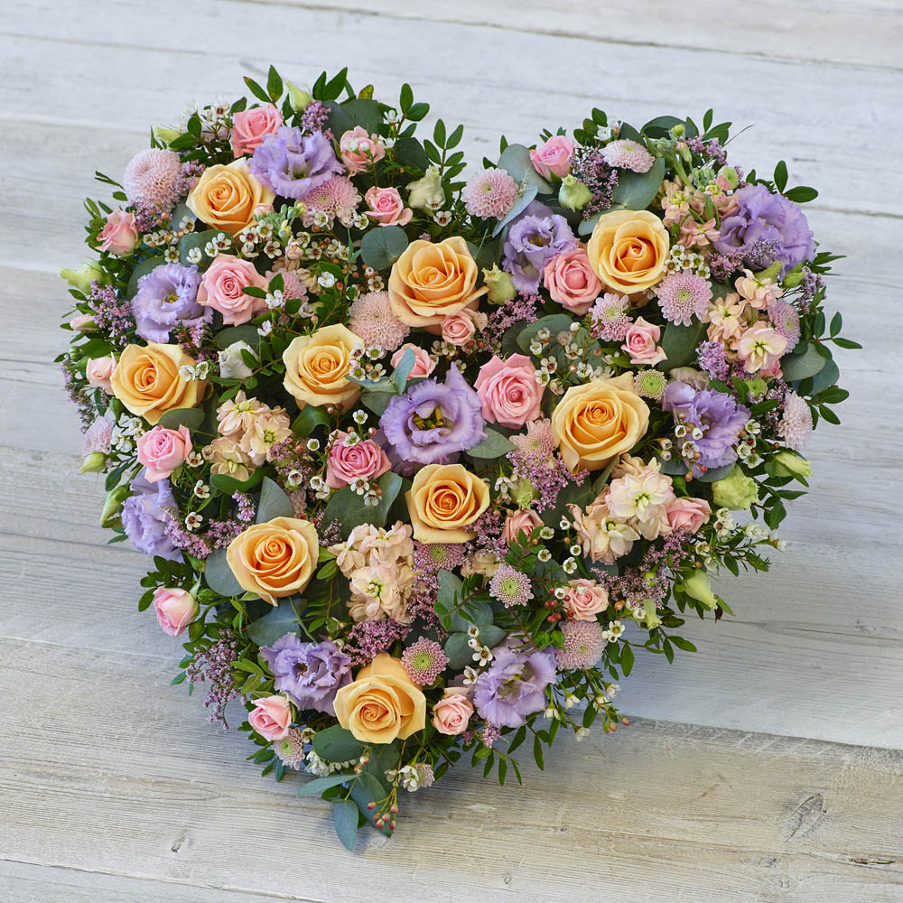 ‘The Flower Shop Helensburgh - Pastel Rose Heart’