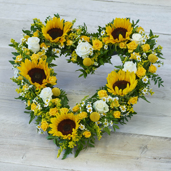 ‘The Flower Shop Helensburgh - Striking Sunflower Heart’