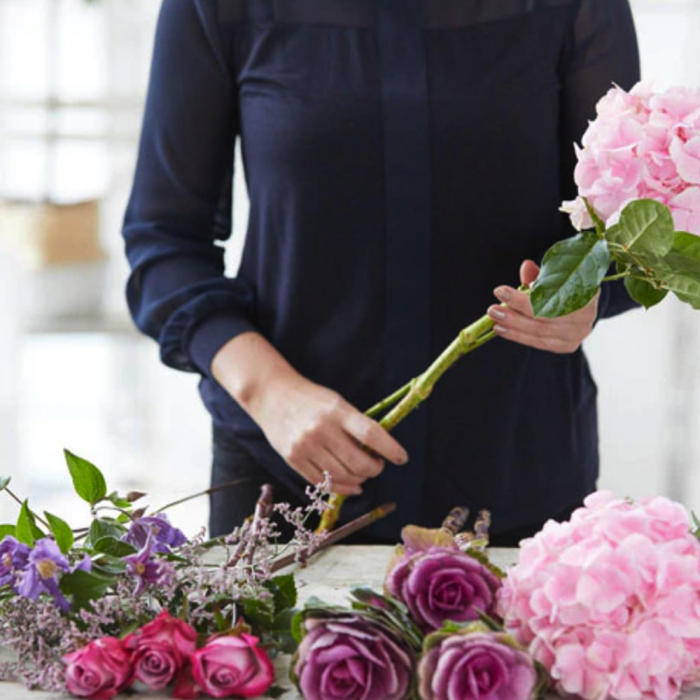 ‘The Flower Shop Helensburgh - Casket Spray Tribute Made With The Finest Flowers’