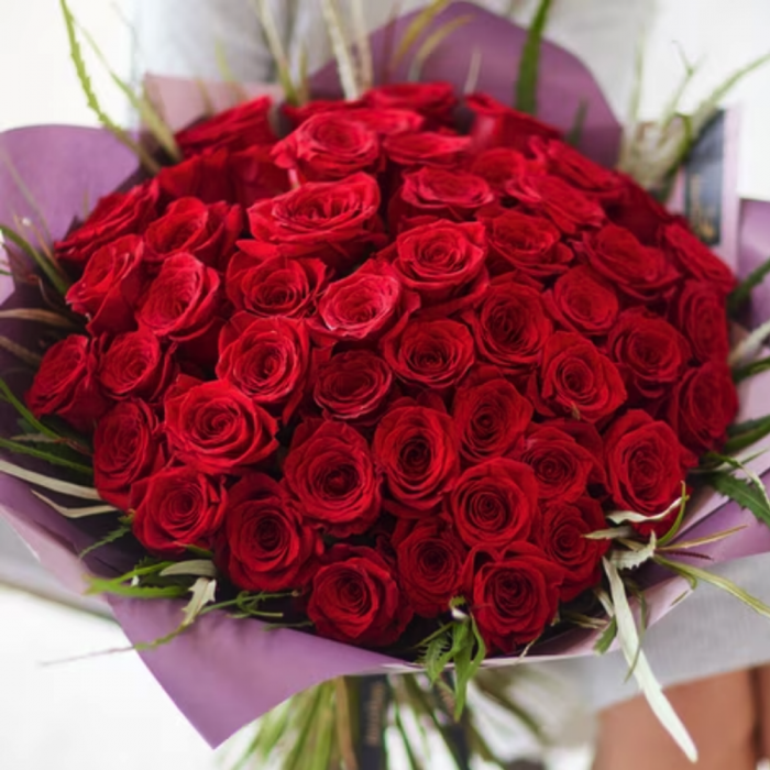 Dazzling 50 Large-Headed Red Rose Bouquet